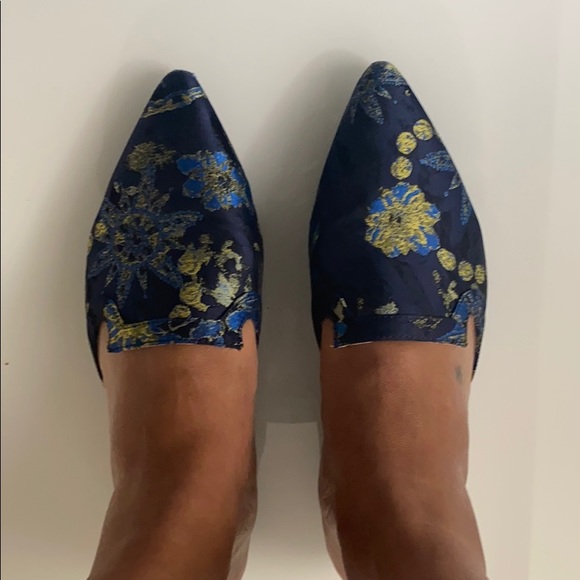 Blue mules - Picture 2 of 4